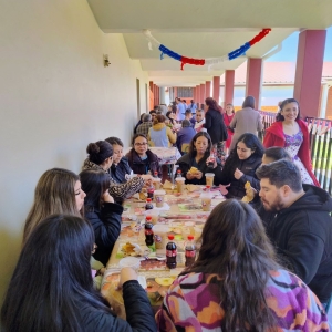 La comunidad educativa se reunió para un compartir por las fiestas patrias